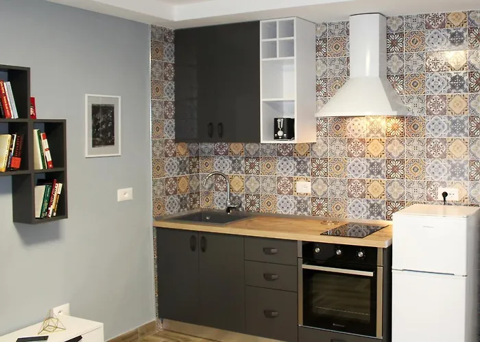 2v1 - Blloku Bkt 地拉那